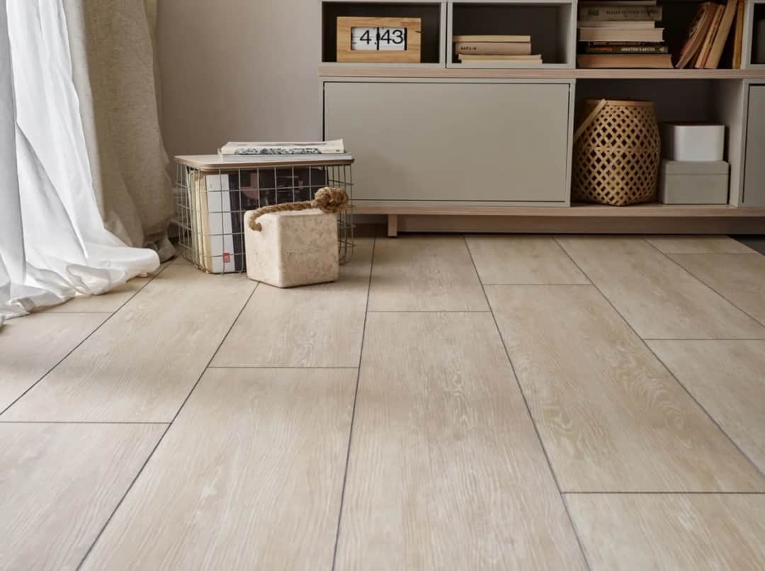 Panele 7 mm: Kiedy oszczędność się opłaca, a kiedy nie?